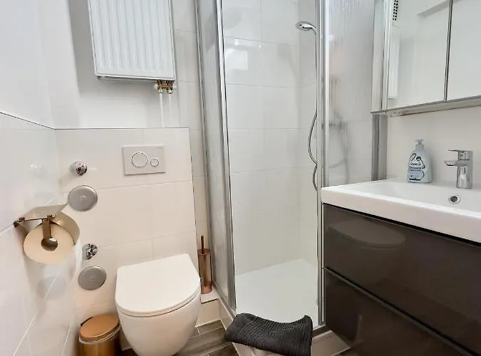 Fuer 3 Gaeste Mit Kostenlosen Parkplaetzen Und Lift *