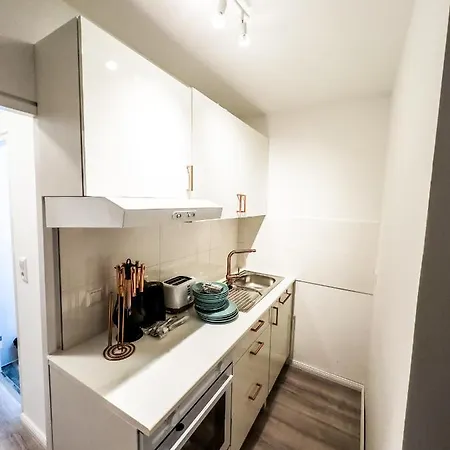 Apartment Fuer 3 Gaeste Mit Kostenlosen Parkplaetzen Und Lift *