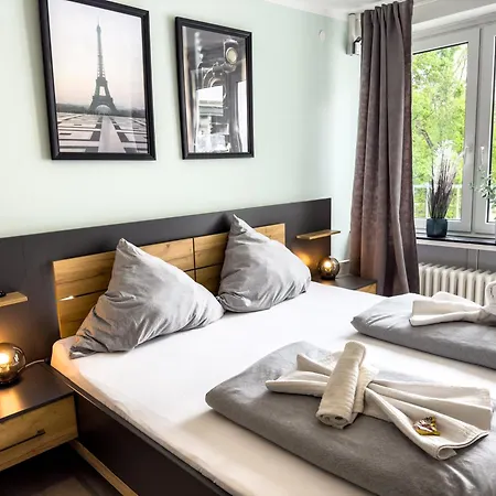 Fuer 3 Gaeste Mit Kostenlosen Parkplaetzen Und Lift Apartment *